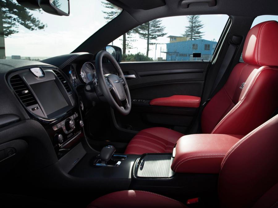  Chrysler 300S 2013 года  (AU) (фото 3 из 12)